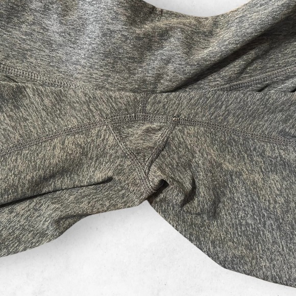 JoyLab Capri Leggings Women's Size M Blue Patchwork Legs Low Mid Rise - Picture 4 of 9